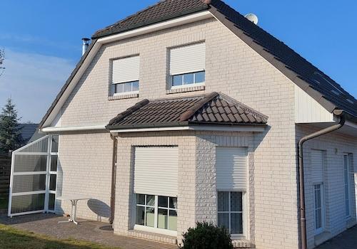 Südansicht mit Terrasse