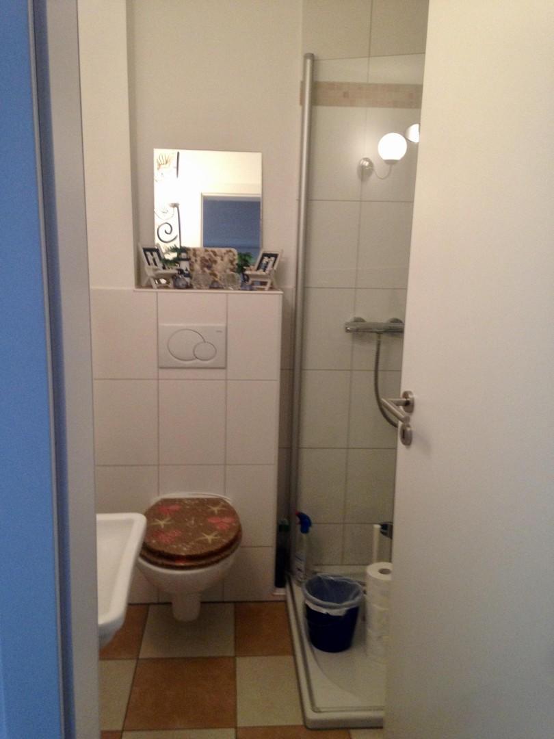 Gästebad mit Dusche