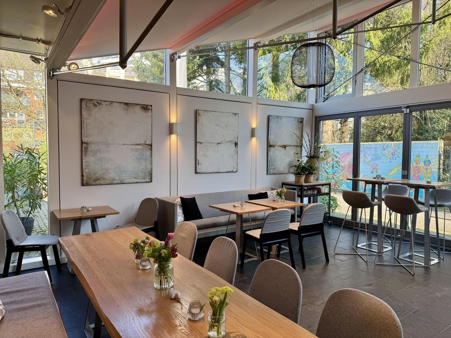 Gartensalon Blick Außenbereich