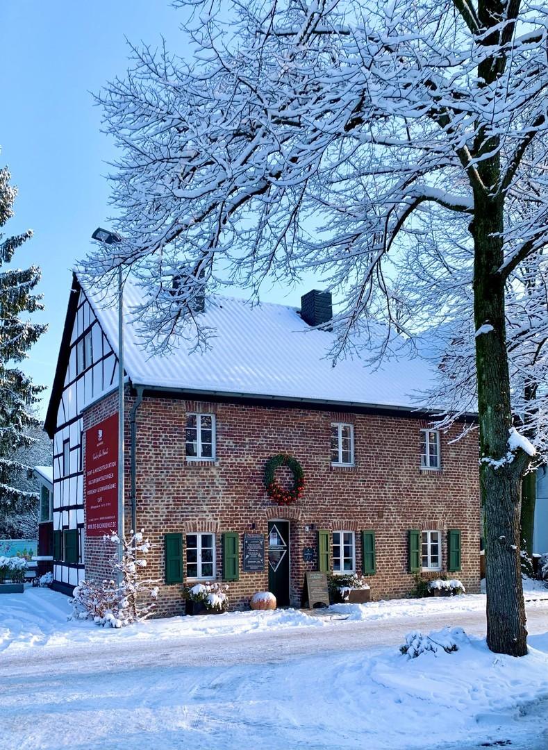 Süd - Ansicht im Schnee