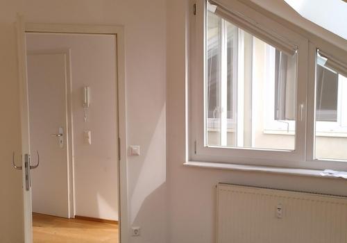 Arbeitszimmer neben Terrasse