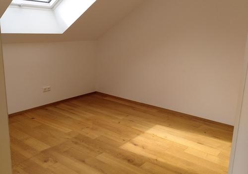 Arbeitszimmer neben Terrasse