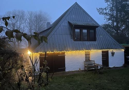 Haus zur Weihnachtszeit