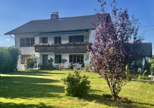 Rückwärtige Ansicht