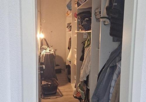  Schrankraum begehbar