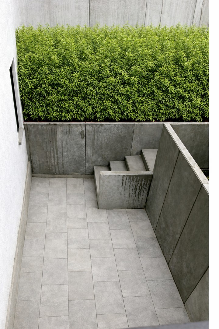 Notausgang und Terrasse