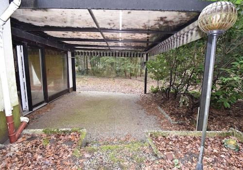 Überdachte Terrasse