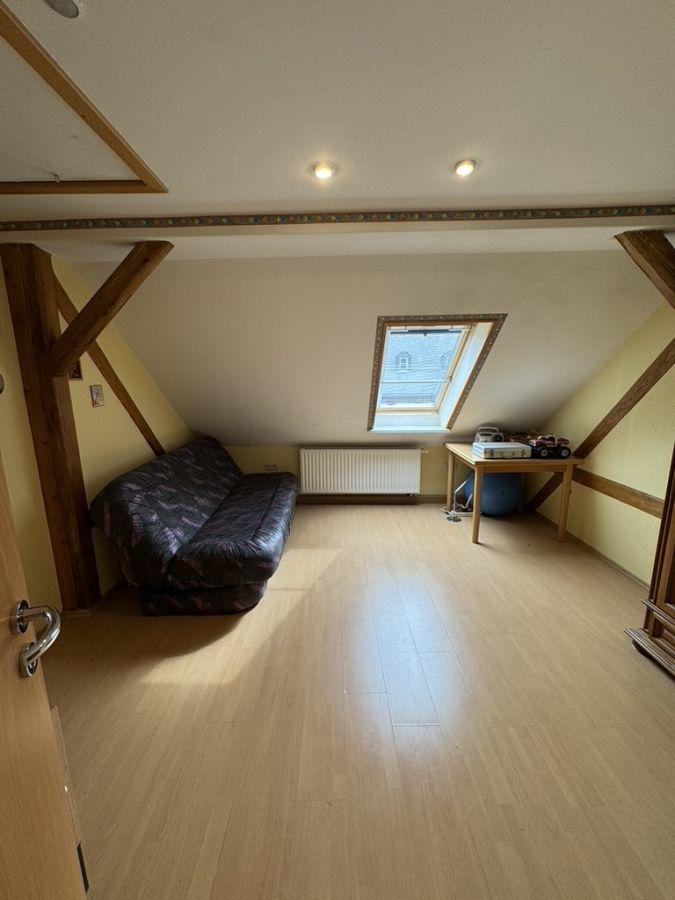 6C0D67AC-42E1-4A30-9BB2-9B5F4500B24B_1_105_c