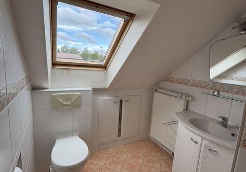 C4B39B79-E0BA-4B83-9281-CC35F6F6495E_1_105_c