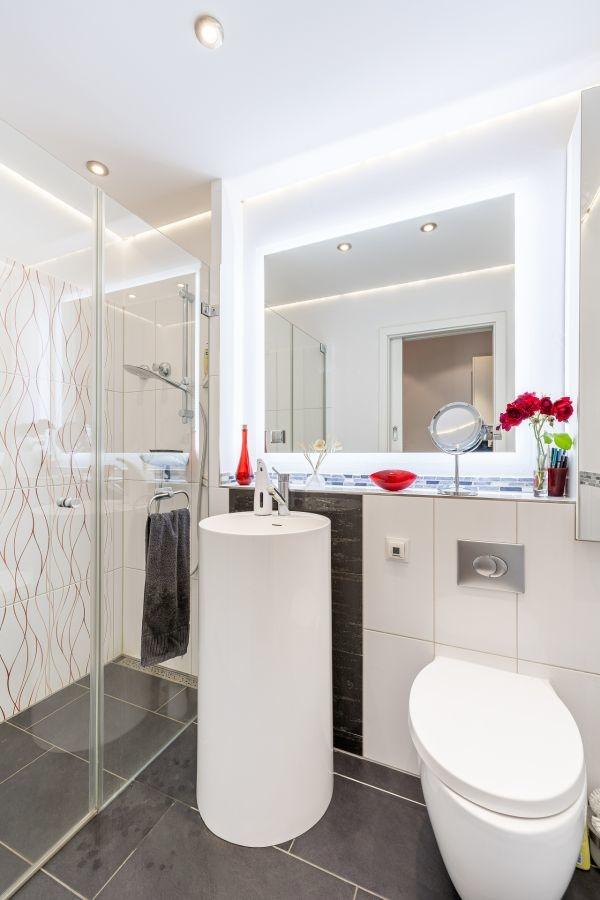 Gästebad mit Dusche