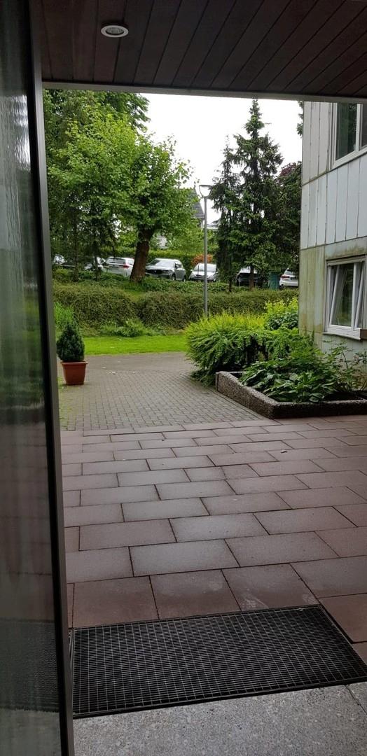 Blick aus Hauseingang