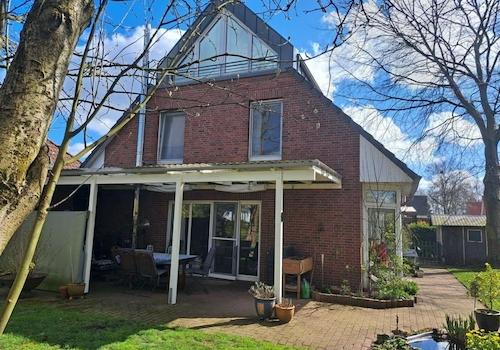 Hausansicht vom Garten