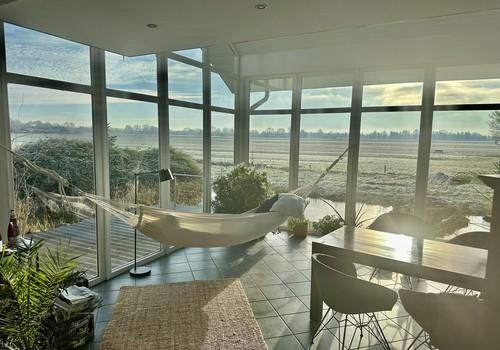 Wintergarten mit Hängemattenv.