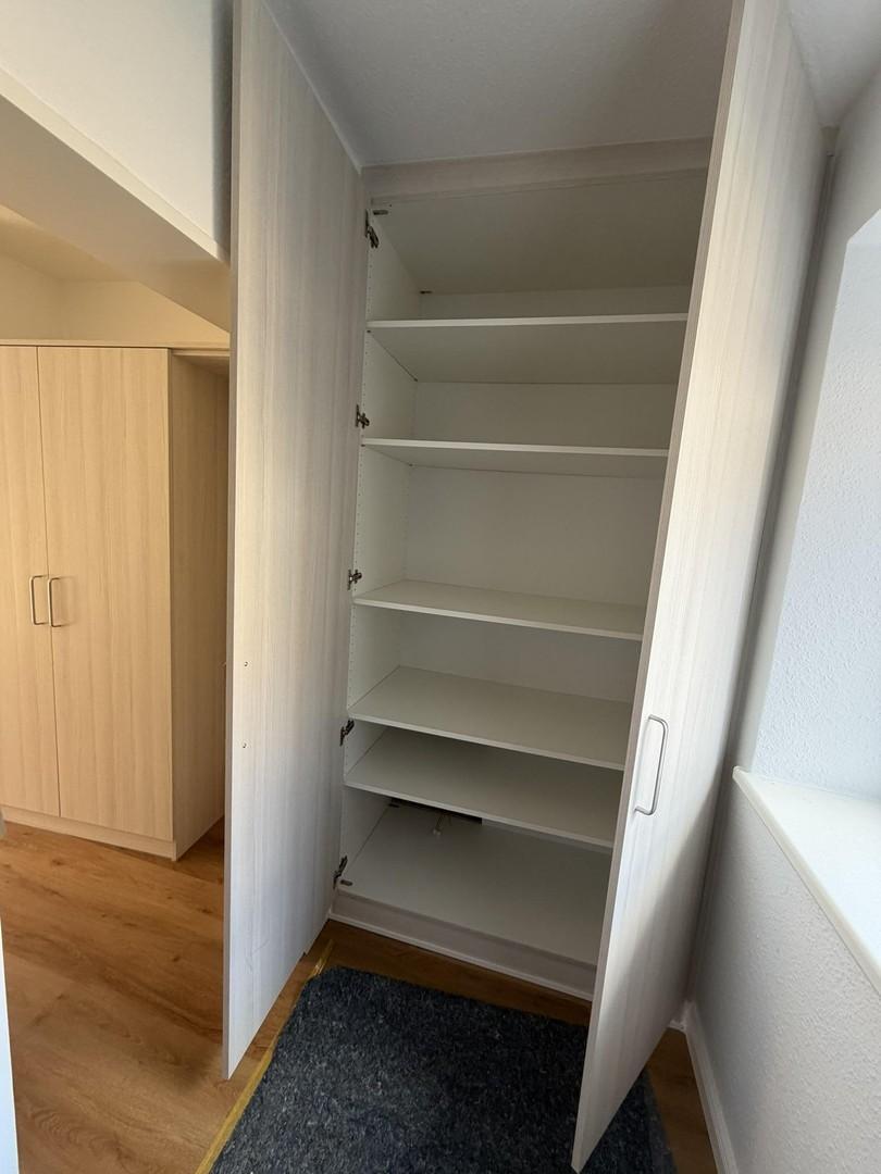 Einbauschrank