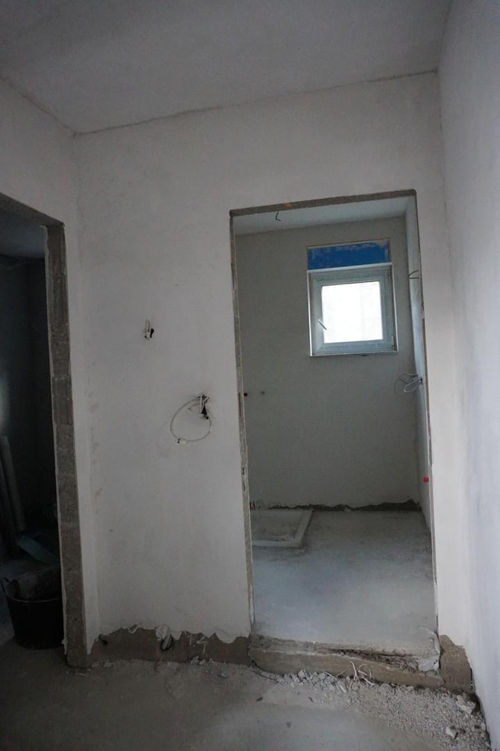 Flur EG- Wirtschr. + Dusch+WC