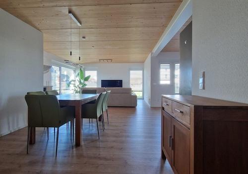 Offener Wohn- & Essbereich