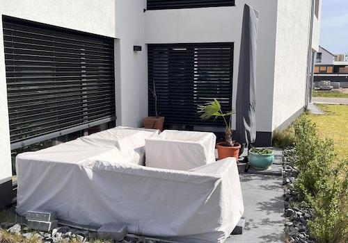 Terrasse Wohn- und Schlafzimme