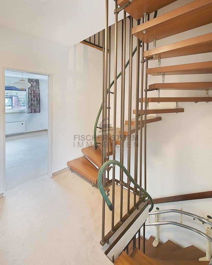 Treppe zum Dachgeschoss