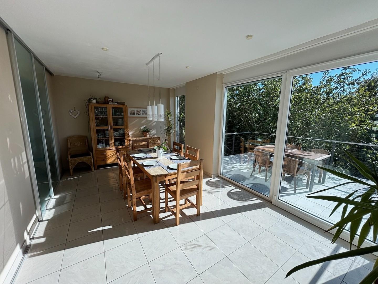 Esszimmer mit Terrasse