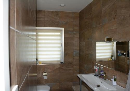 Haus rechts Gästebad