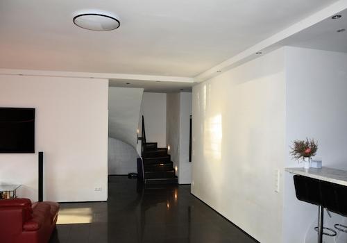 Haus rechts Wohnzimmer