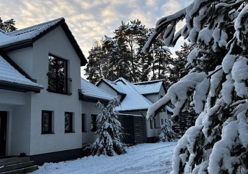 Blick Haus links zu rechts