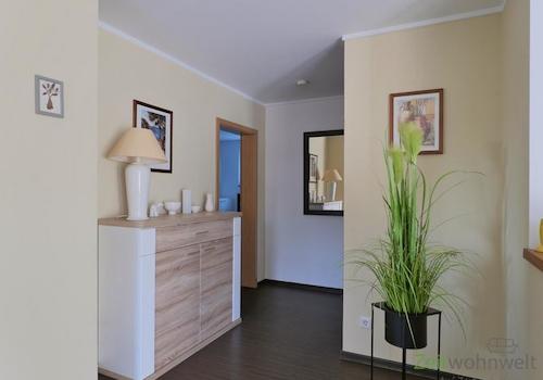 Blick zu Bad und Flur