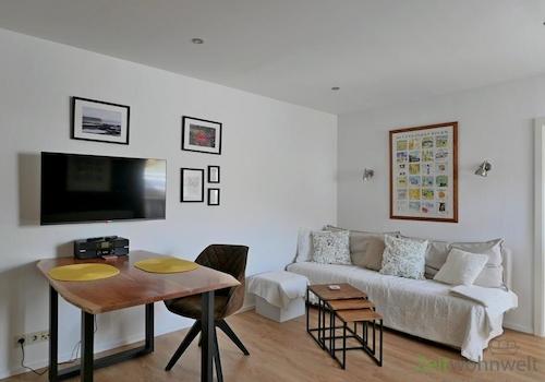 Blick ins Wohnzimmer