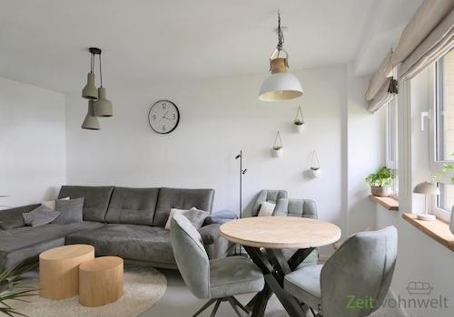 Blick ins Wohnzimmer