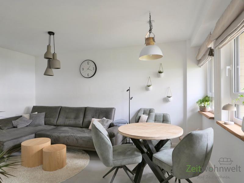 Blick ins Wohnzimmer