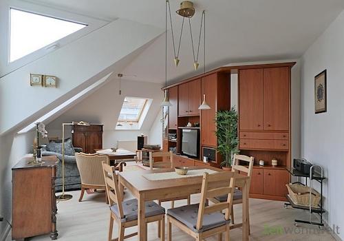 Blick ins Wohnzimmer