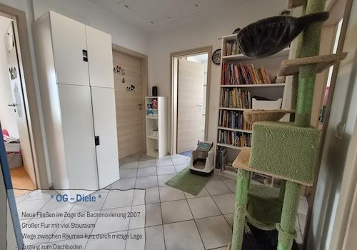 OG / Flur Stauraum