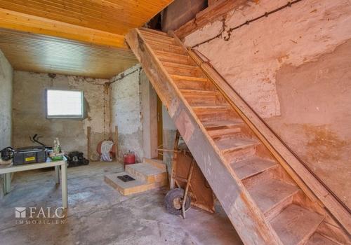Treppe zum Dachboden