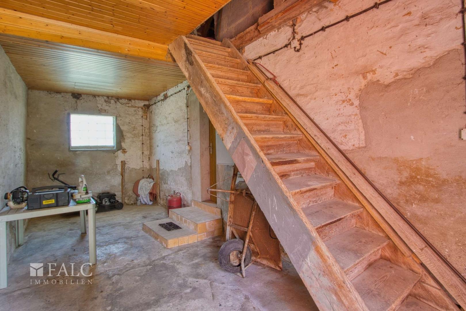 Treppe zum Dachboden