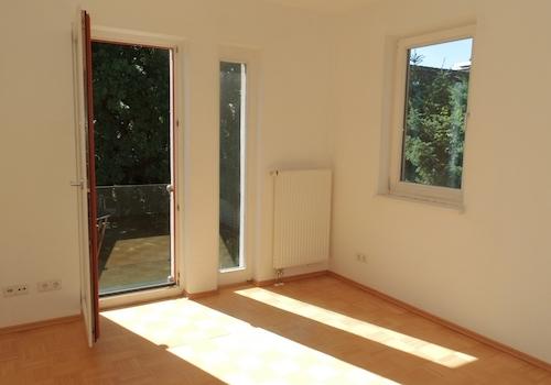 Kinder-bzw. Arbeitszimmer UG