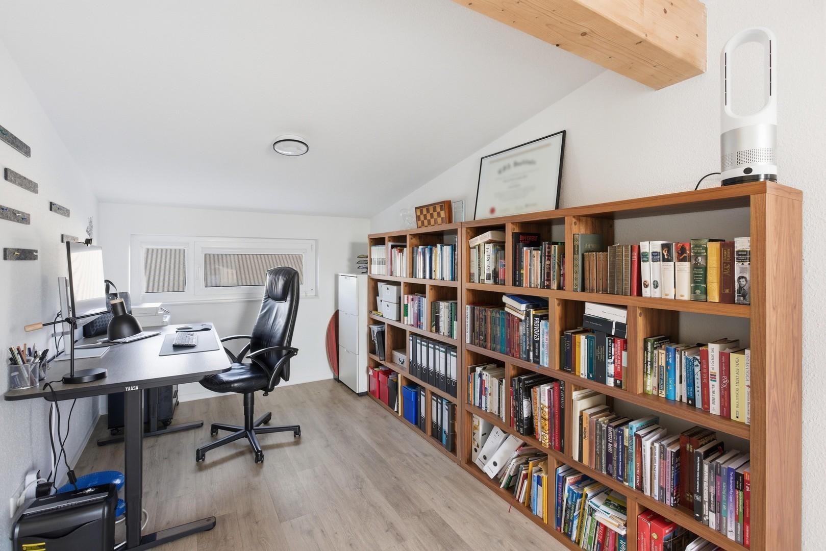 Arbeitszimmer / Studio