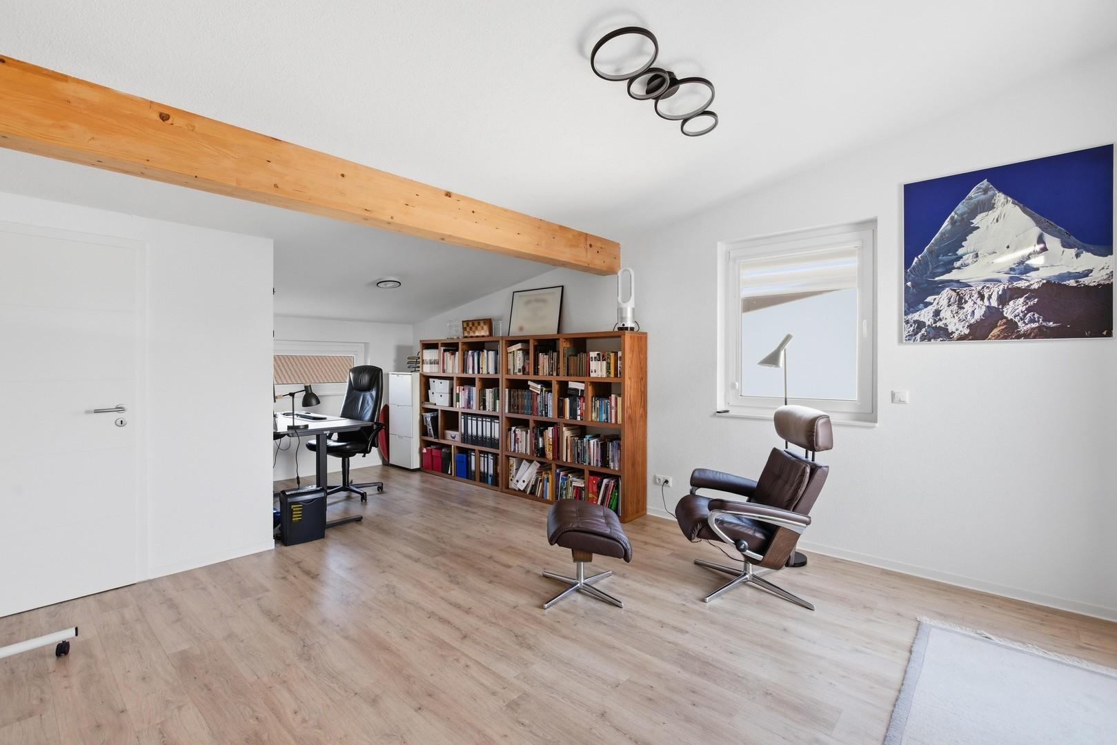 Arbeitszimmer / Studio
