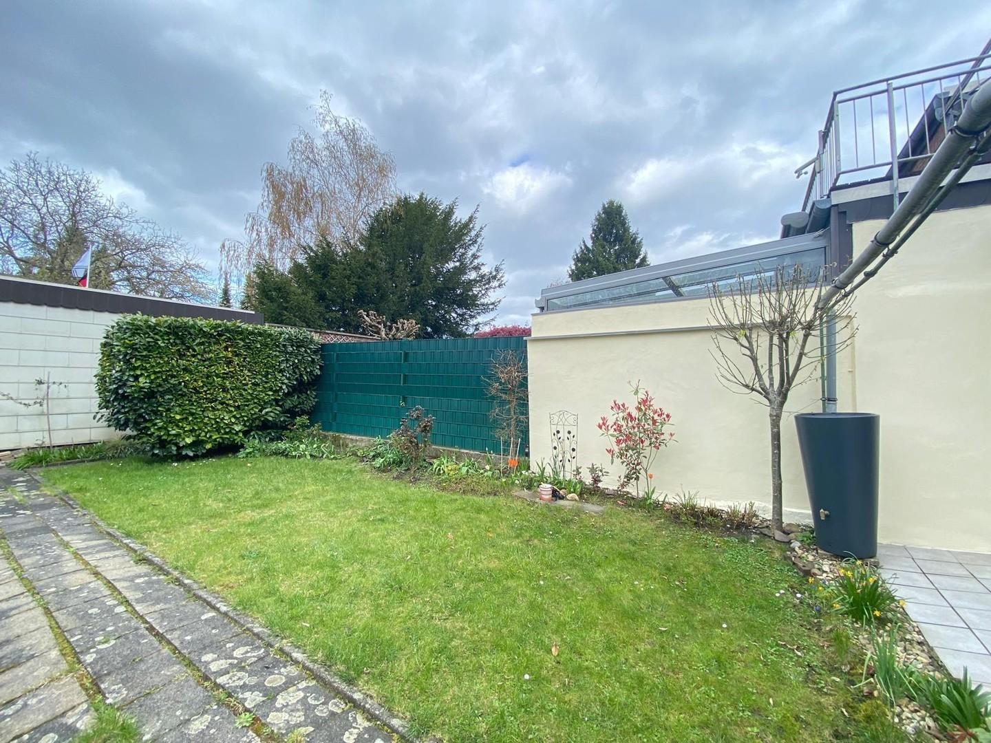 Rechte Gartenhälfte