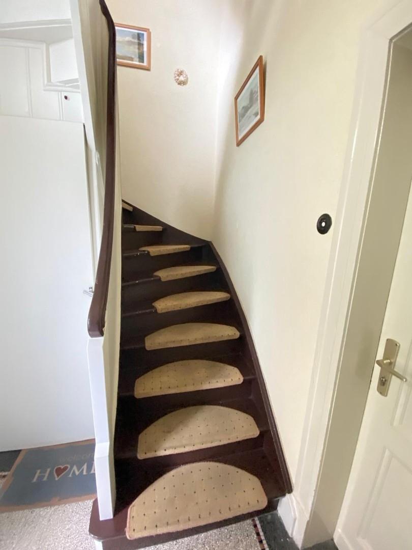 Treppe EG zur 1 Etg.