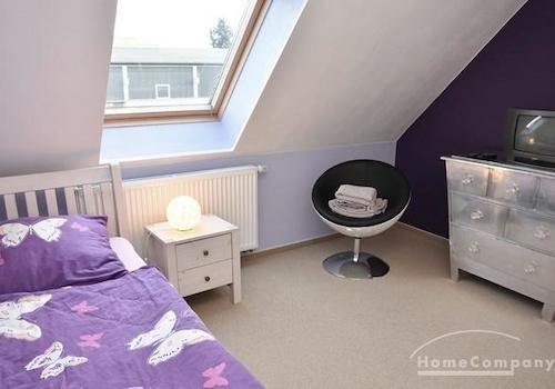 4. Zimmer 1. OG links