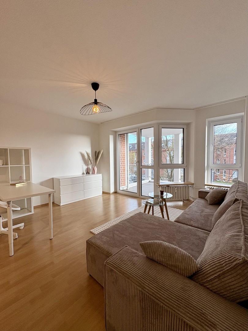 Zimmer 1 mit Balkonzugang