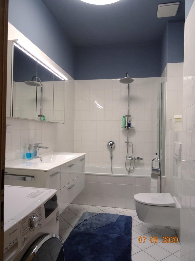 Bad mit Waschtrockner