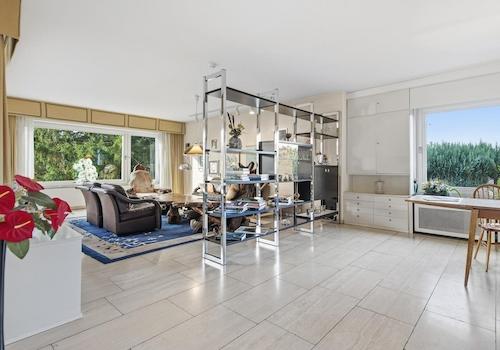 Wohnzimmer vom Arbzi aus