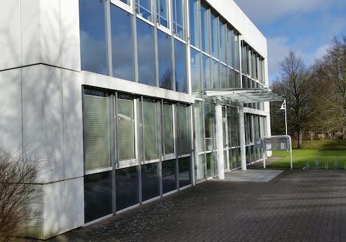 Gebäude Eingangsbereich