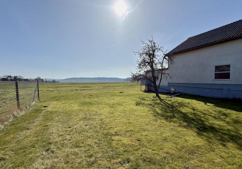 Garten - hinten links 