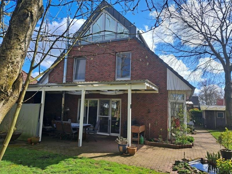 Hausansicht vom Garten