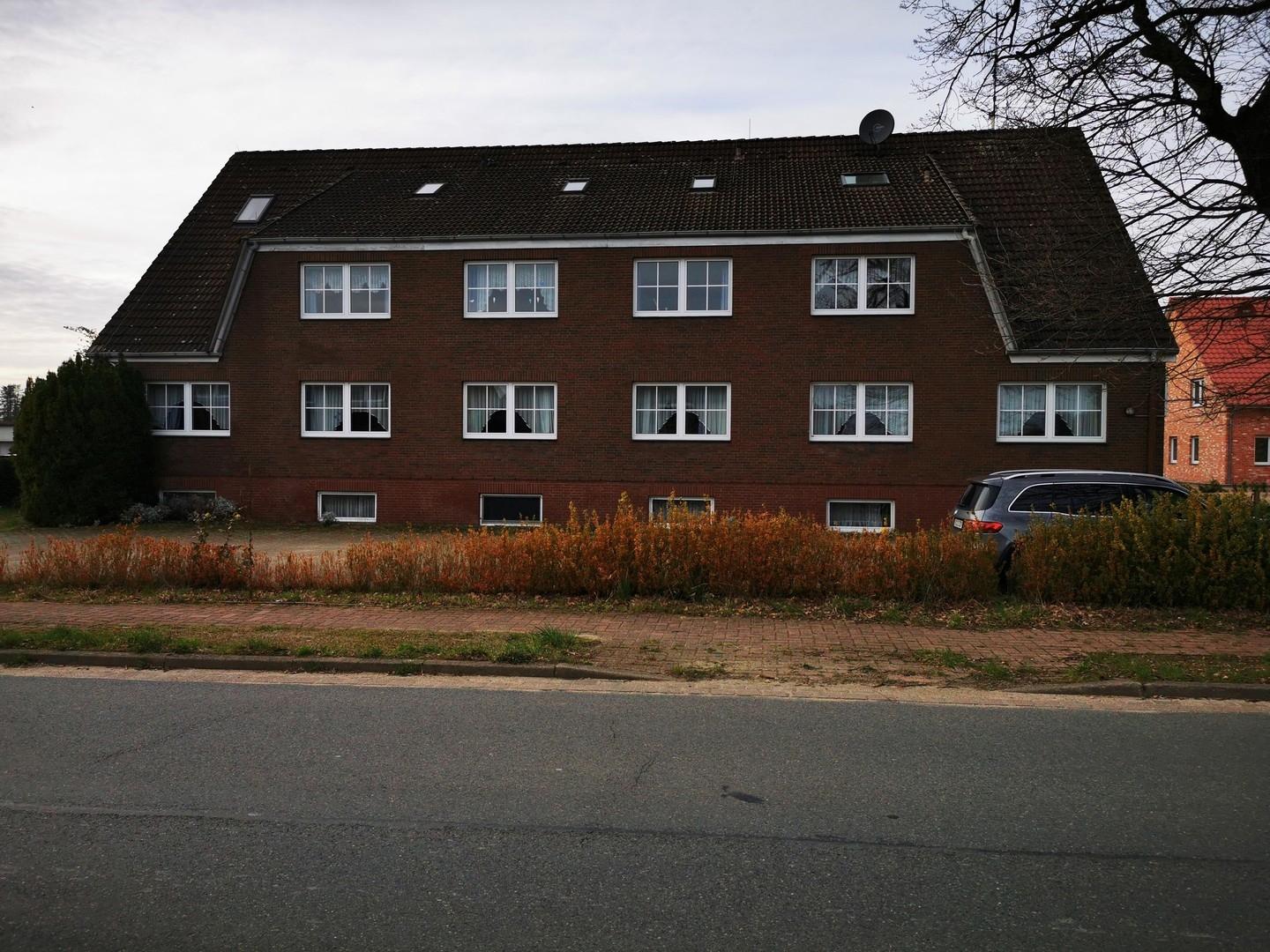 Ansicht Haus 1 Strassenseite