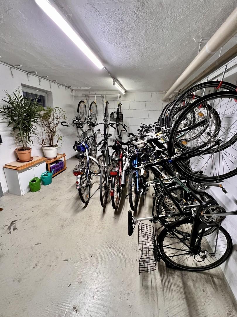 Fahrradabstellraum