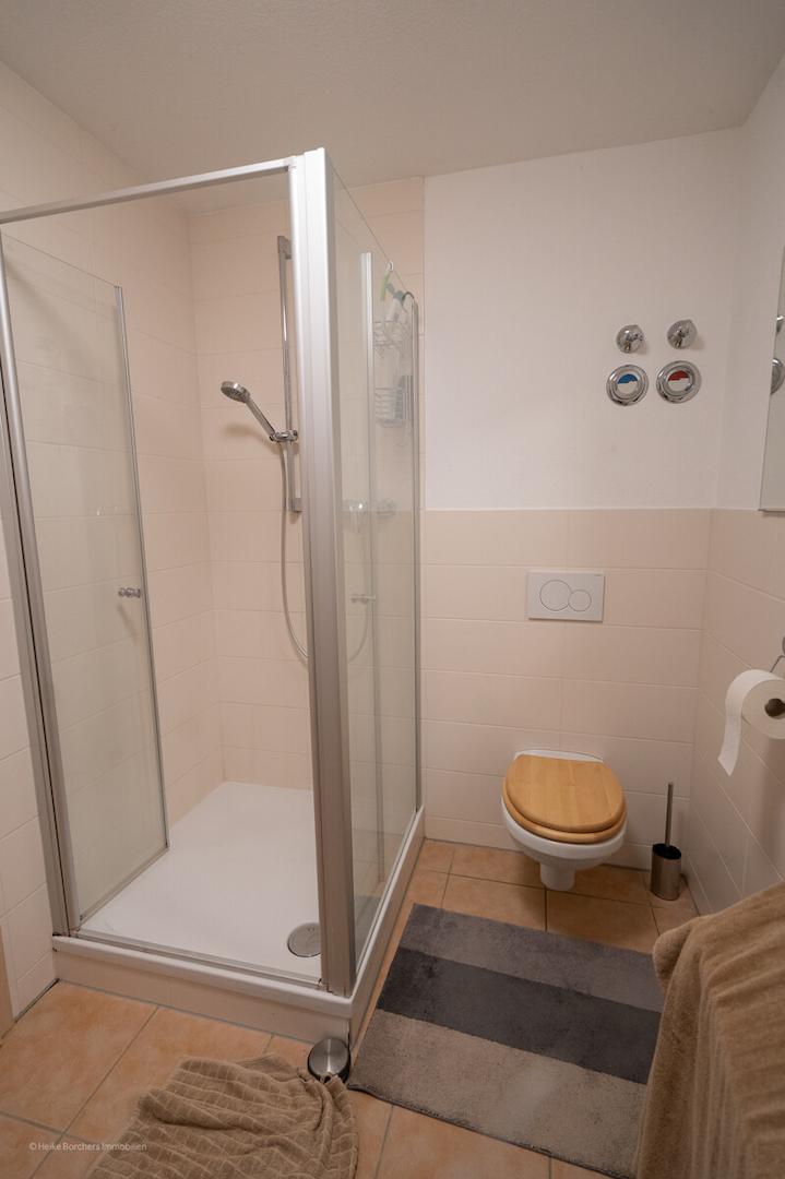 UG - Hobbyraum mit Bad