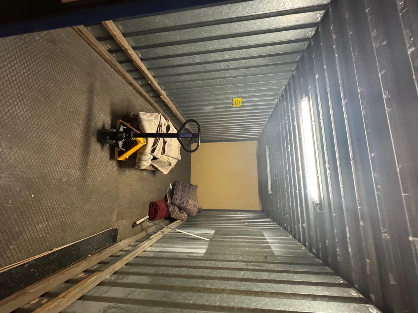 PKW Lastenaufzug 25 t innen